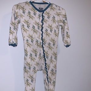 Kickee pants 6-12 ruffle coverall